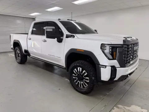 Another view of 2024 GMC Sierra 2500HD Denali Ultimate for sale in Baxley, GA at Woody Folsom Chevrolet GMC