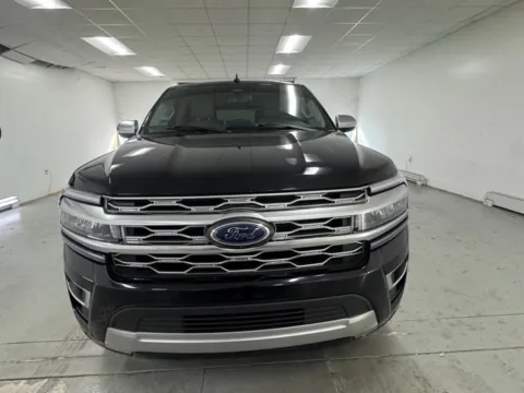 Photos of 2023 Ford Expedition Platinum for sale in Baxley, GA at Woody Folsom Chevrolet GMC