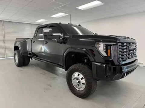 Another view of 2024 GMC Sierra 3500HD Denali Ultimate for sale in Baxley, GA at Woody Folsom CDJR of Baxley