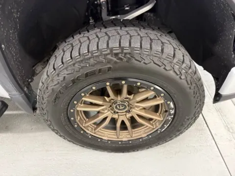 More photos of 2022 GMC Sierra 1500 Elevation at Woody Folsom CDJR of Baxley, GA