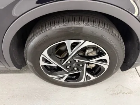 More photos of 2024 Lincoln Nautilus Premiere at Woody Folsom CDJR of Baxley, GA