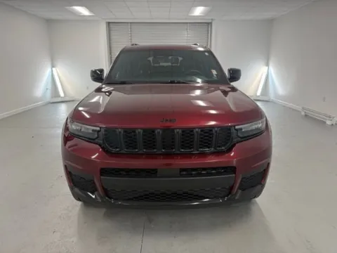 Photos of 2025 Jeep Grand Cherokee L Altitude X for sale in Baxley, GA at Woody Folsom CDJR of Baxley