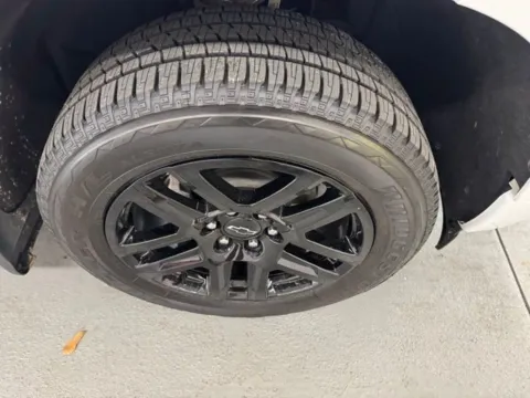 More photos of 2023 Chevrolet Silverado 1500 RST at Woody Folsom CDJR of Baxley, GA