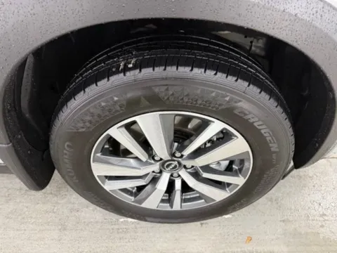 More photos of 2025 Nissan Pathfinder SL at Woody Folsom CDJR of Baxley, GA