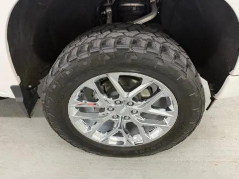 More photos of 2024 Chevrolet Silverado 1500 High Country at Woody Folsom CDJR of Baxley, GA