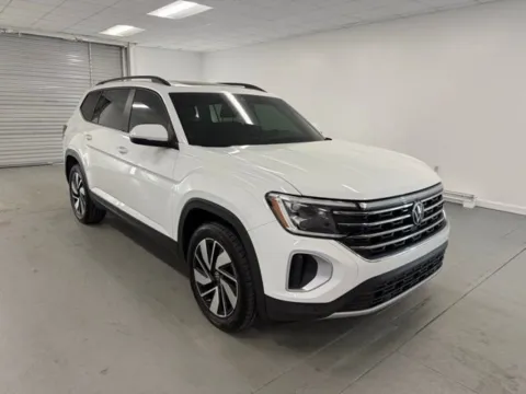 Another view of 2024 Volkswagen Atlas 2.0T SE w/Technology for sale in Baxley, GA at Woody Folsom CDJR of Baxley