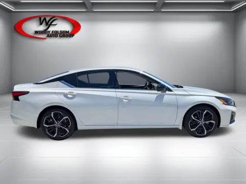 Photos of 2024 Nissan Altima 2.5 SR for sale in Baxley, GA at Woody Folsom CDJR of Baxley