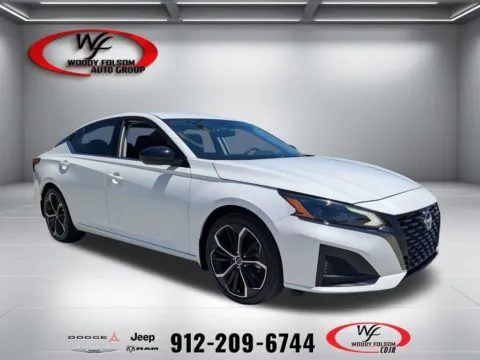 White 2024 Nissan Altima 2.5 SR for sale in Baxley, GA