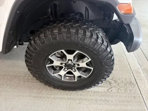More photos of 2022 Jeep Wrangler Unlimited Rubicon at Woody Folsom CDJR of Baxley, GA
