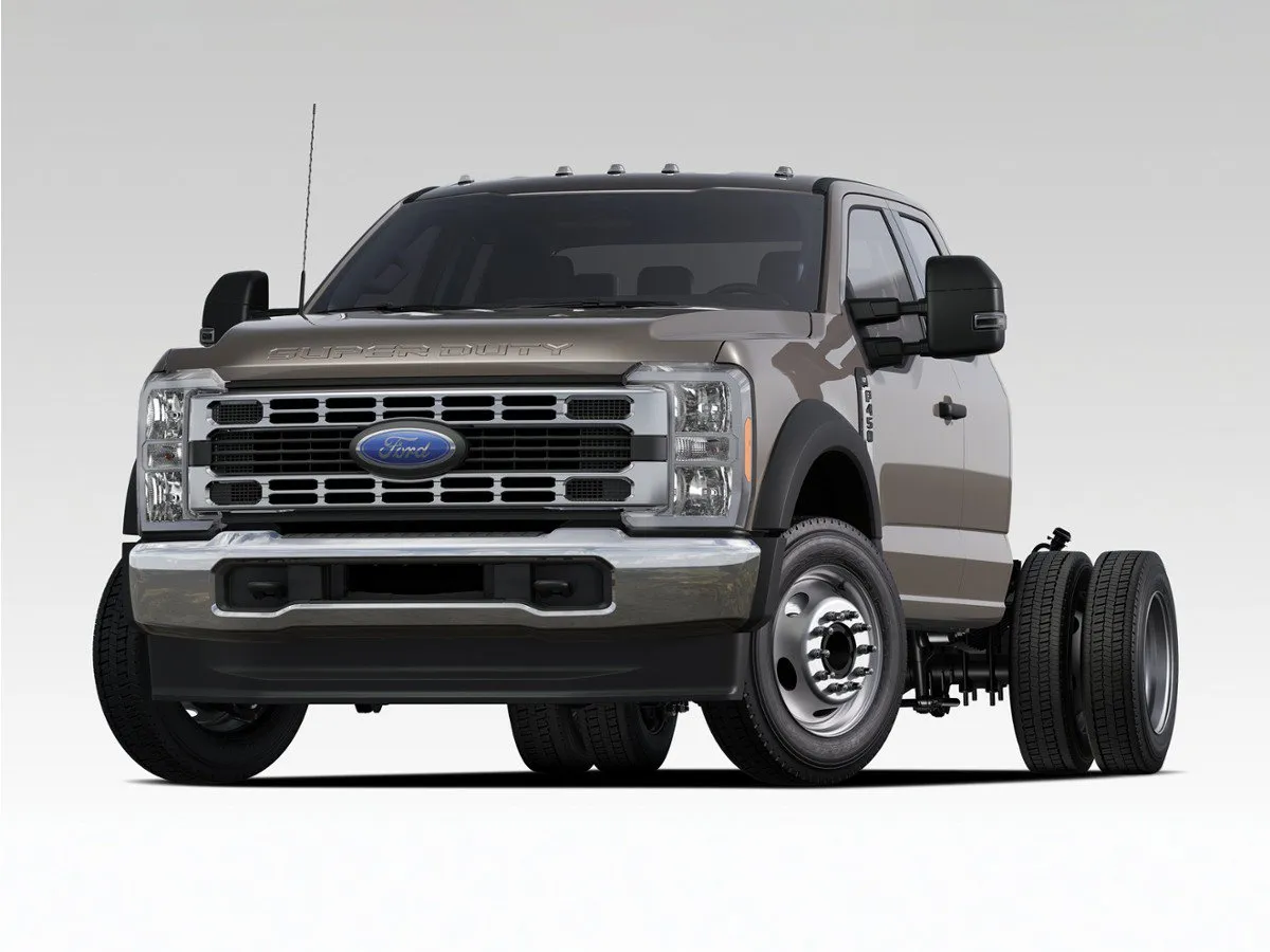 Red 2023 Ford Super Duty F-450 DRW LARIAT for sale in Baxley, GA