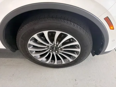 More photos of 2024 Lincoln Aviator Reserve at Woody Folsom CDJR of Baxley, GA