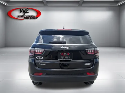 More photos of 2025 Jeep Compass Latitude at Woody Folsom CDJR of Baxley, GA