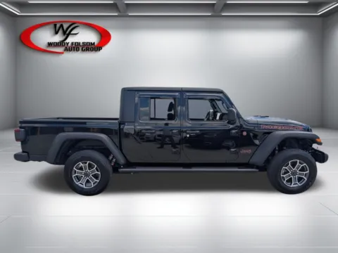 Photos of 2024 Jeep Gladiator Mojave for sale in Baxley, GA at Woody Folsom CDJR of Baxley