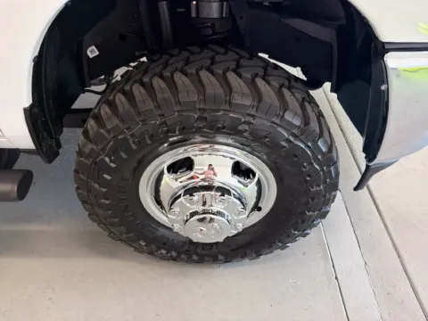 More photos of 2026 Ram 3500 Tradesman at Woody Folsom CDJR of Baxley, GA