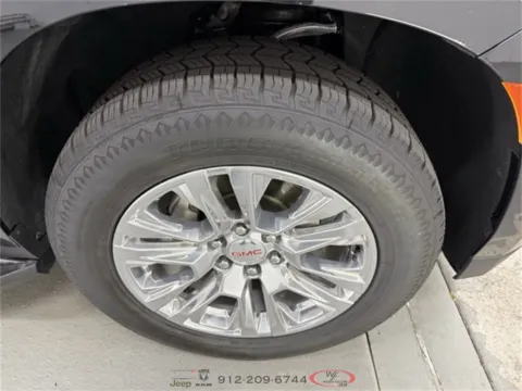 More photos of 2023 GMC Yukon Denali at Woody Folsom CDJR of Baxley, GA