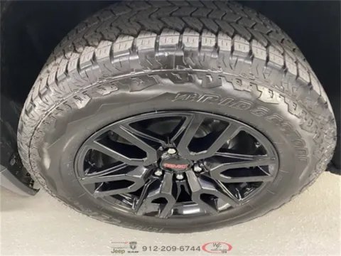 More photos of 2024 GMC Sierra 1500 Elevation at Woody Folsom CDJR of Baxley, GA