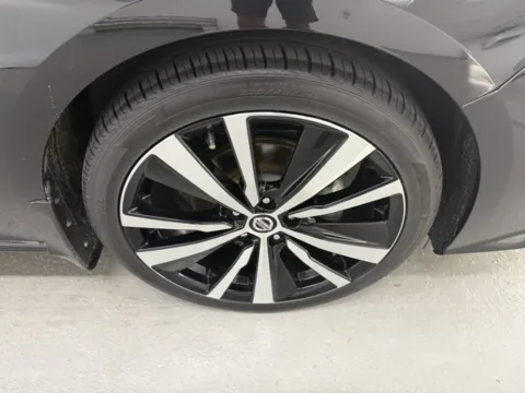 More photos of 2022 Nissan Altima 2.0 SR at Woody Folsom CDJR of Baxley, GA