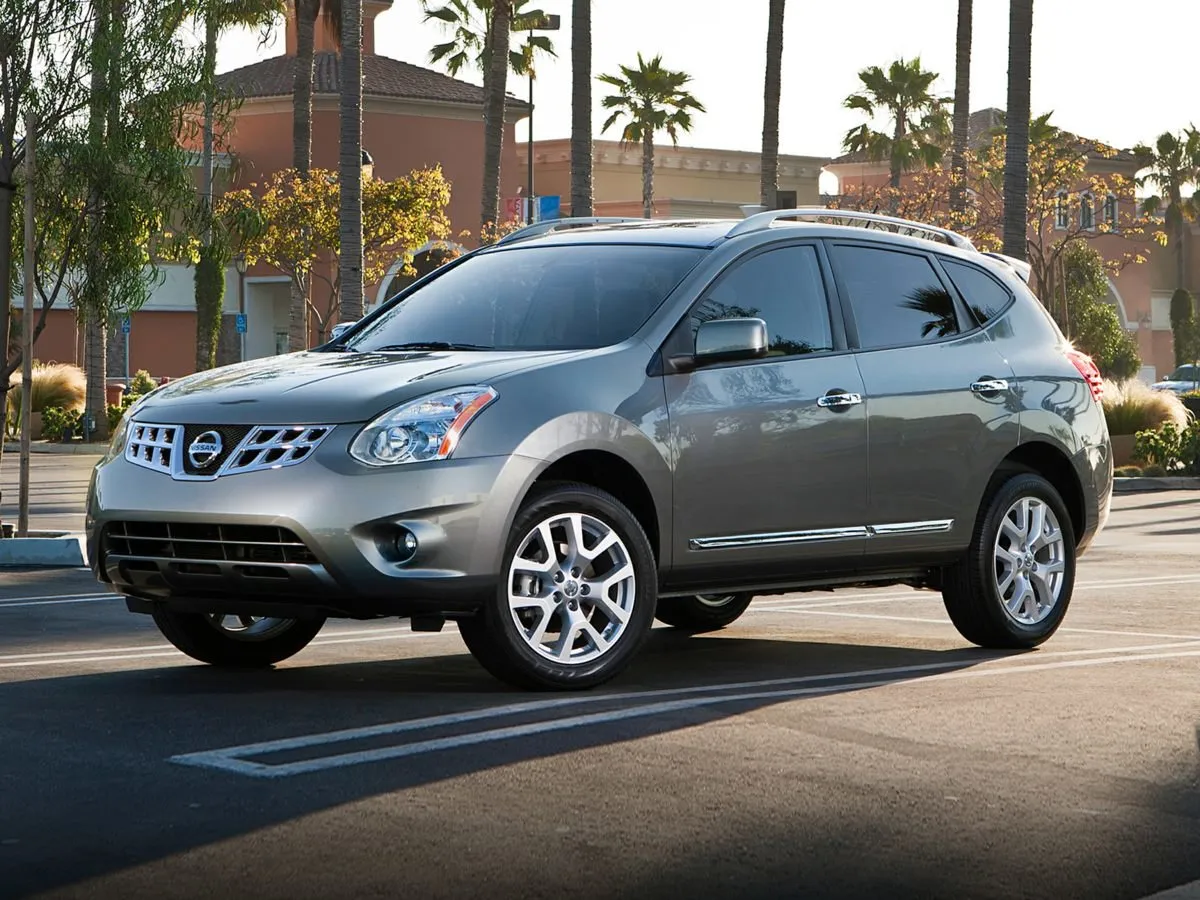 2013 Nissan Rogue SV for sale in Baxley, GA