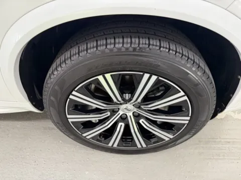 More photos of 2024 Volvo XC90 Core Bright Theme at Woody Folsom CDJR of Baxley, GA