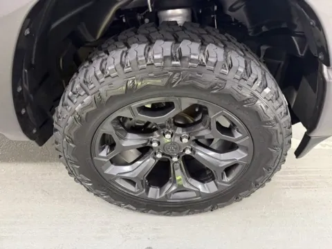 More photos of 2022 Ram 1500 Limited at Woody Folsom CDJR of Baxley, GA