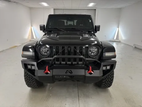 Photos of 2020 Jeep Gladiator Rubicon for sale in Baxley, GA at Woody Folsom CDJR of Baxley