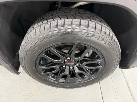 More photos of 2022 GMC Sierra 1500 Elevation at Woody Folsom CDJR of Baxley, GA