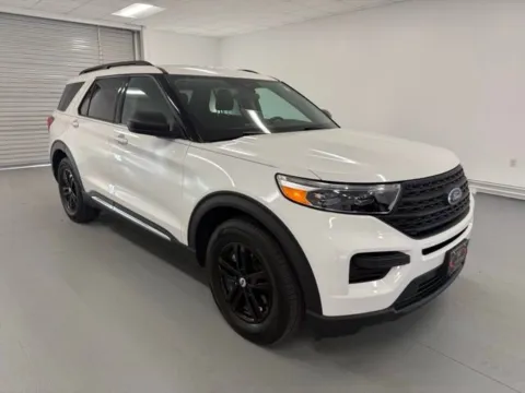 More photos of 2024 Ford Explorer XLT at Woody Folsom CDJR of Baxley, GA