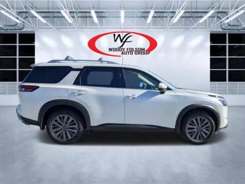 Another view of 2024 Nissan Pathfinder SL for sale in Douglas, GA at Woody Folsom CDJR of Douglas