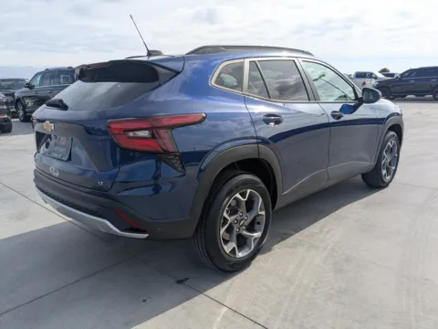 More photos of 2024 Chevrolet Trax LT at Woody Folsom CDJR of Douglas, GA