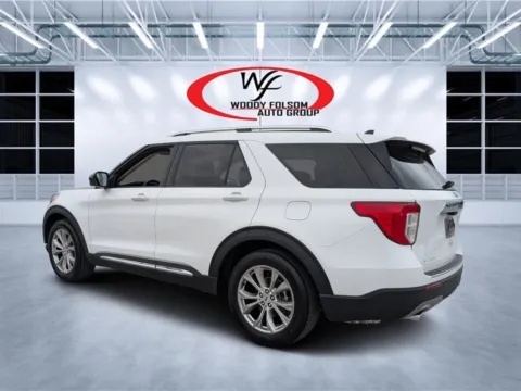 More photos of 2024 Ford Explorer Limited at Woody Folsom CDJR of Douglas, GA