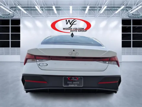 More photos of 2024 Hyundai Elantra SEL at Woody Folsom CDJR of Douglas, GA