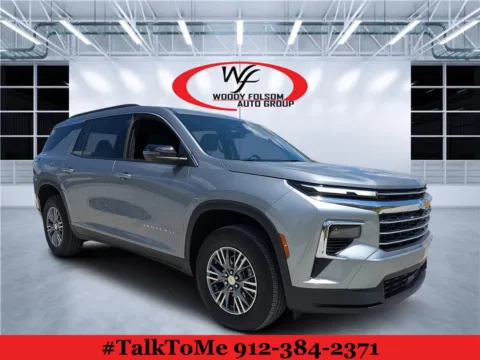 Gray 2025 Chevrolet Traverse FWD LT for sale in Douglas, GA