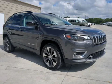Photos of 2022 Jeep Cherokee Limited for sale in Douglas, GA at Woody Folsom CDJR of Douglas