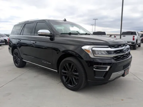 Photos of 2022 Ford Expedition Platinum for sale in Douglas, GA at Woody Folsom CDJR of Douglas