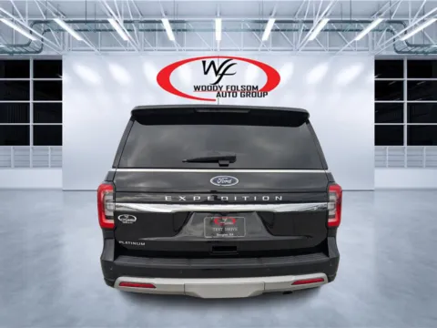 More photos of 2022 Ford Expedition Platinum at Woody Folsom CDJR of Douglas, GA