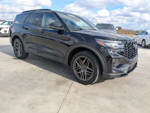 Photos of 2025 Ford Explorer ST-Line for sale in Douglas, GA at Woody Folsom CDJR of Douglas