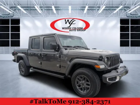 Gray 2025 Jeep Gladiator Sport S for sale in Douglas, GA