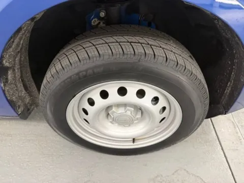 More photos of 2024 Ford Maverick XL at Woody Folsom CDJR of Douglas, GA