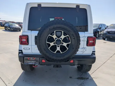 More photos of 2019 Jeep Wrangler Unlimited Rubicon at Woody Folsom CDJR of Douglas, GA