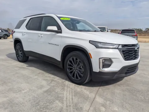 White 2023 Chevrolet Traverse RS for sale in Douglas, GA