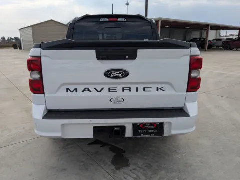More photos of 2025 Ford Maverick Lobo High at Woody Folsom CDJR of Douglas, GA