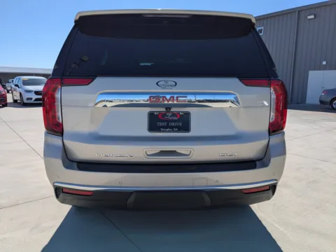 More photos of 2021 GMC Yukon SLT at Woody Folsom CDJR of Douglas, GA