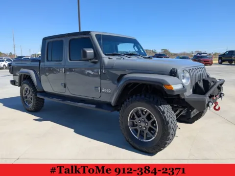 Gray 2022 Jeep Gladiator Overland for sale in Douglas, GA