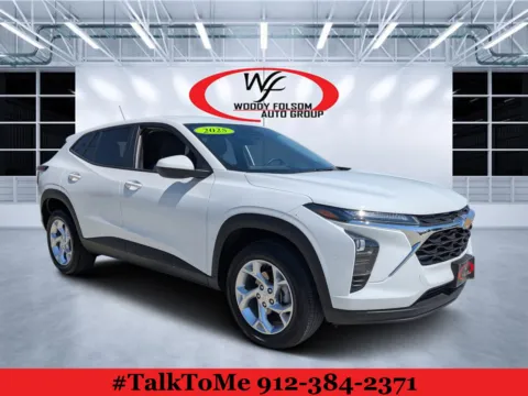 White 2025 Chevrolet Trax LS for sale in Douglas, GA