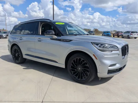 Photos of 2024 Lincoln Aviator Reserve for sale in Douglas, GA at Woody Folsom CDJR of Douglas