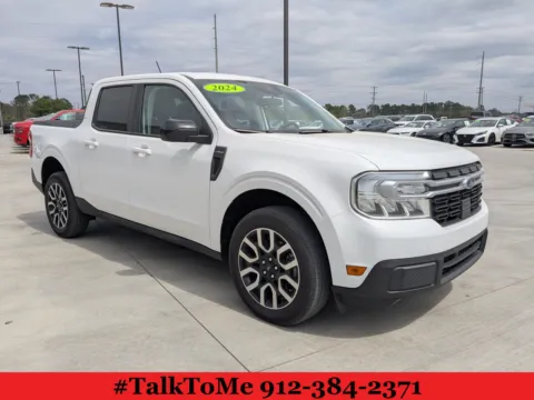 White 2024 Ford Maverick LARIAT for sale in Douglas, GA