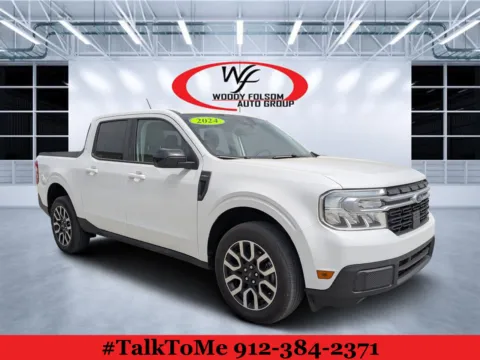 White 2024 Ford Maverick LARIAT for sale in Douglas, GA