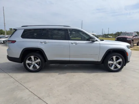 Another view of 2022 Jeep Grand Cherokee L Limited for sale in Douglas, GA at Woody Folsom CDJR of Douglas