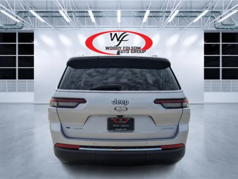 More photos of 2022 Jeep Grand Cherokee L Limited at Woody Folsom CDJR of Douglas, GA
