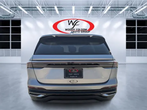 More photos of 2025 Lincoln Nautilus Premiere at Woody Folsom CDJR of Douglas, GA